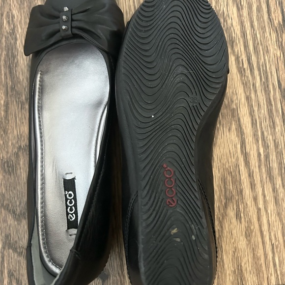 Ecco bow shoes - Picture 2 of 2